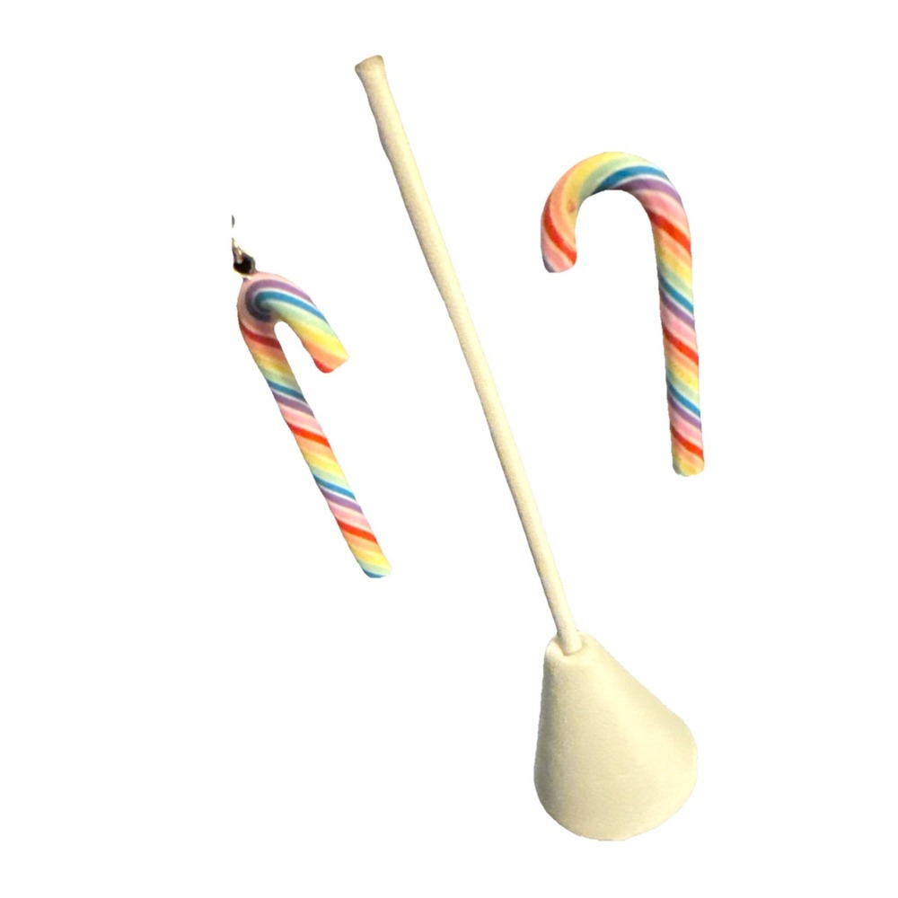CHRISTMAS EARRINGS RAINBOW  CANDY CANE  HAPPY HOLIDAYS E2-15‎